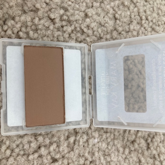 MARY KAY Chromafusion Contour LATTE NEW - Picture 2 of 2
